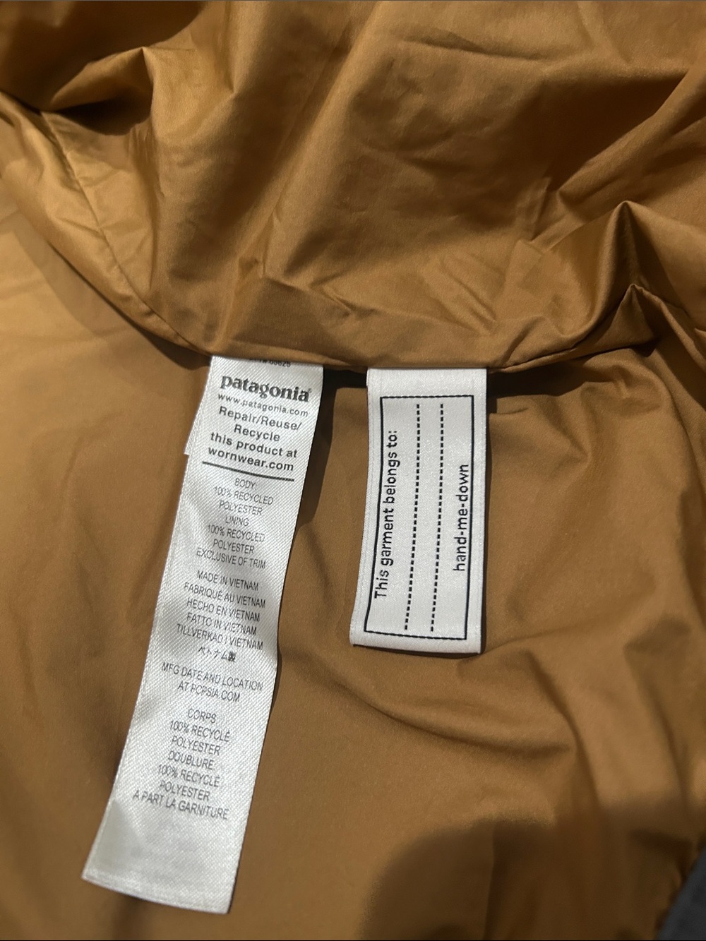 Patagonia Black Sherpa Jacket with Light Blue Pocket and Tan Trim - Kids - Picture 4 of 9
